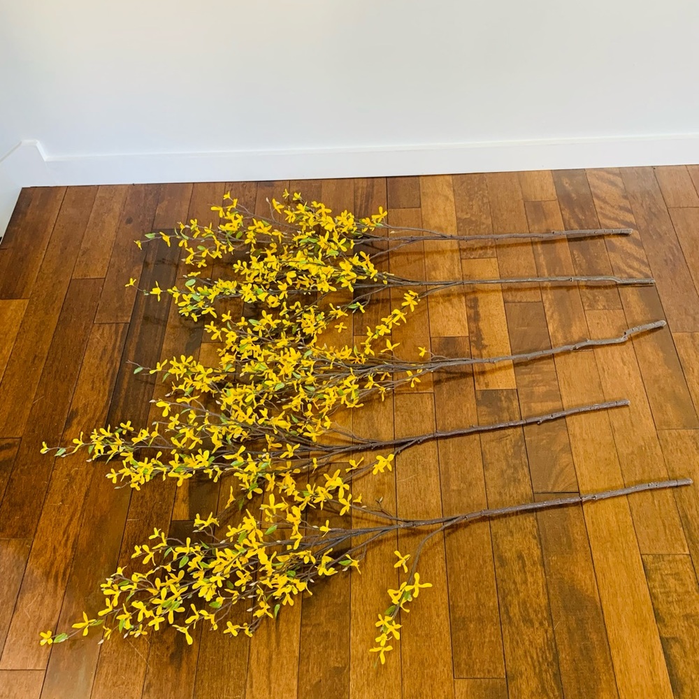 NEW flowers decorating set of 5